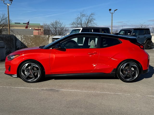 Used 2019 Hyundai Veloster Turbo Ultimate image 10
