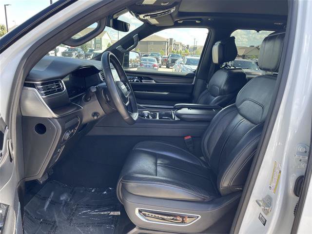Used 2024 Jeep Grand Wagoneer L 4WD image 17