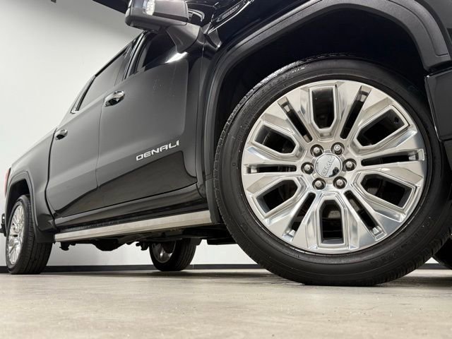 Used 2020 GMC Sierra 1500 Denali w/ Denali Ultimate Package image 3