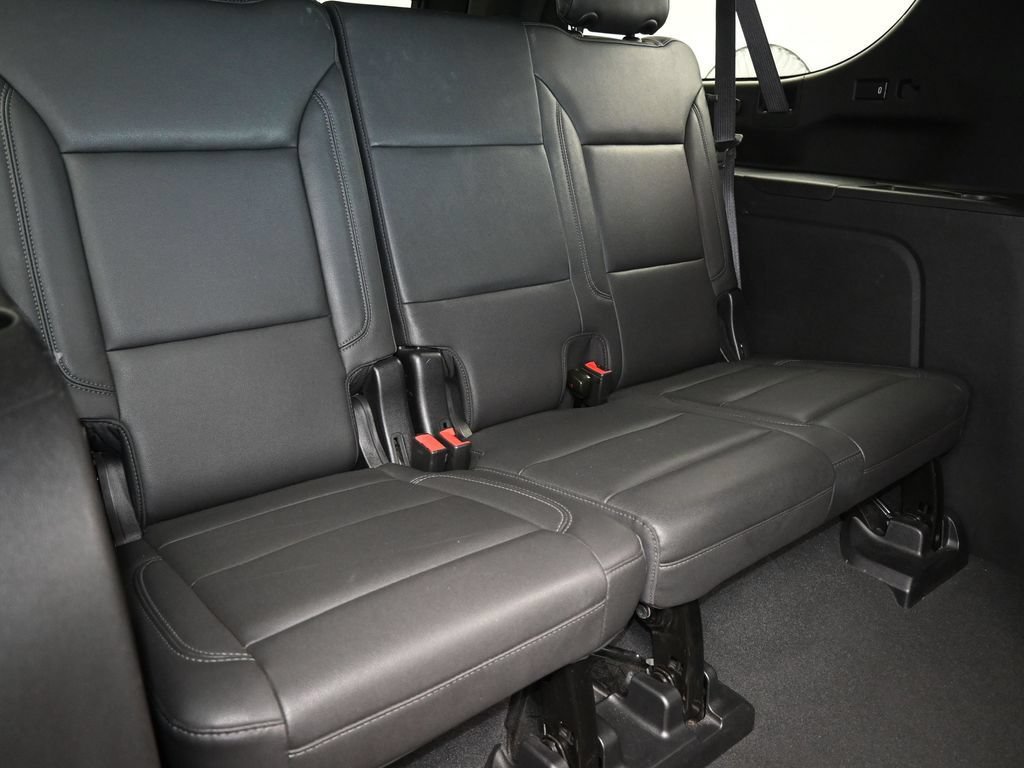 Used 2023 Chevrolet Suburban LT AWD/4WD image 36