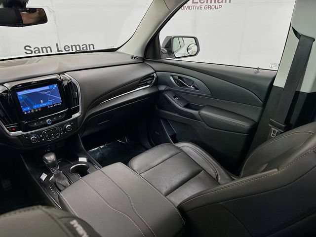 Used 2021 Chevrolet Traverse Premier w/ Redline Edition AWD/4WD image 25