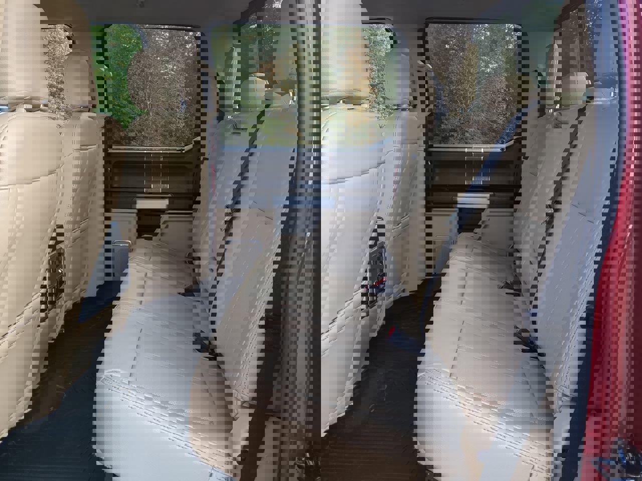 Certified 2020 Ford F450 Lariat w/ Lariat Ultimate Package image 12