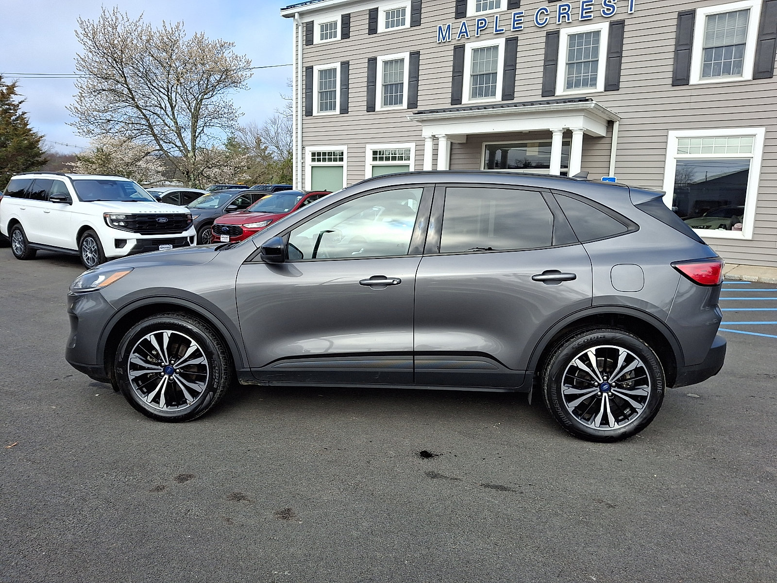 Certified 2022 Ford Escape SEL w/ SEL Stealth AWD Package image 8