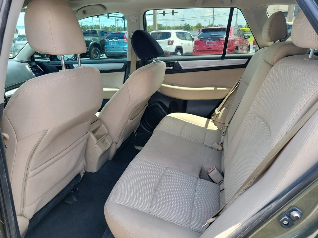 Used 2019 Subaru Outback 2.5i Premium image 15