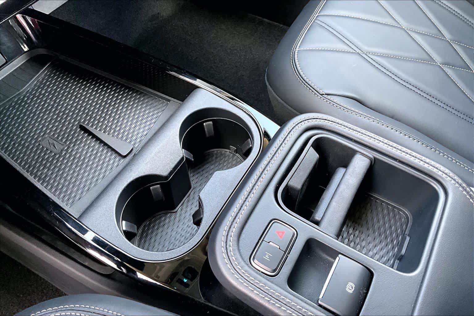 Certified 2025 Ford Mustang Mach-E Select AWD/4WD image 16