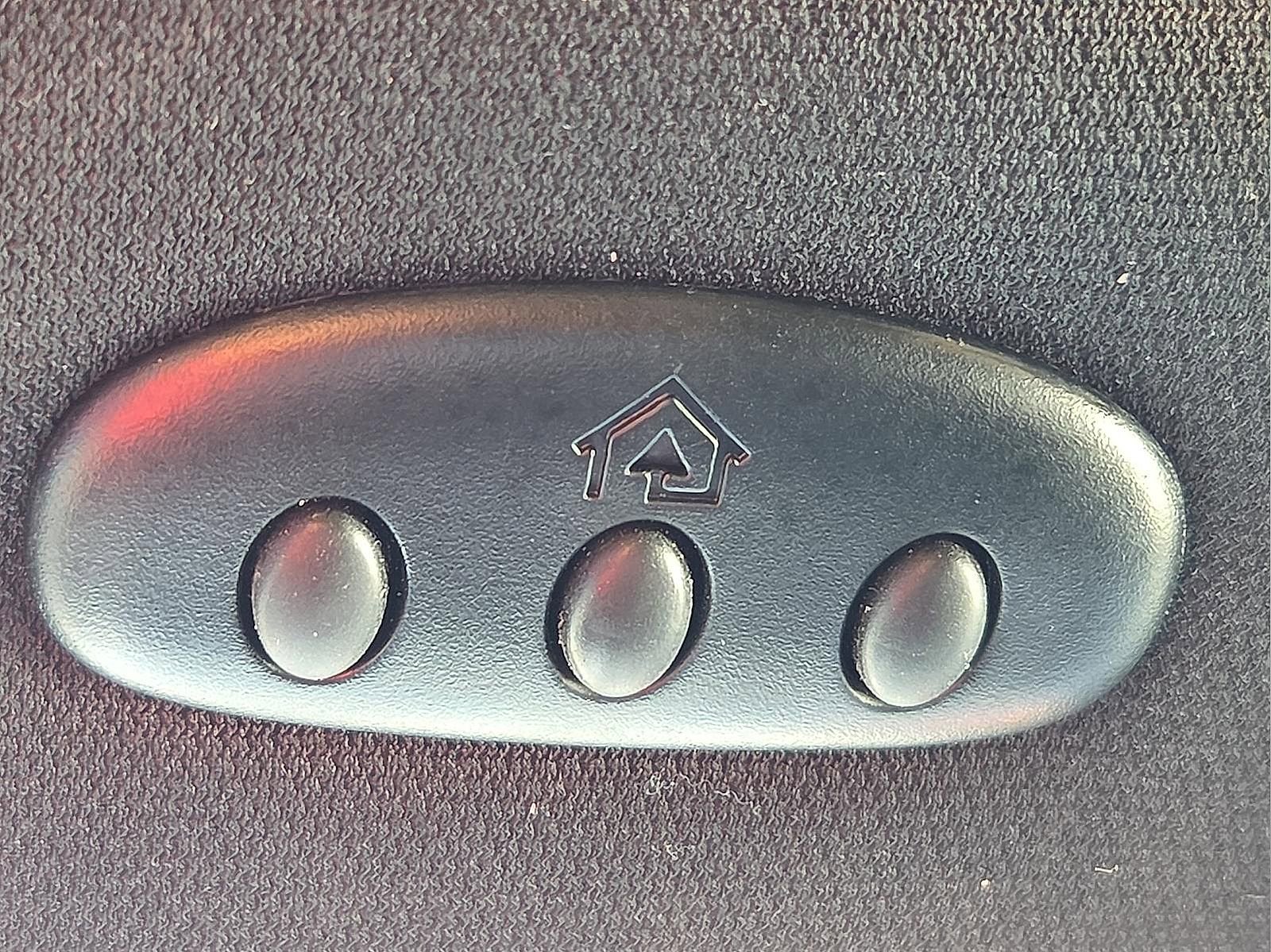 Certified 2024 Ford Edge ST-Line w/ Class II Trailer Tow Package image 20