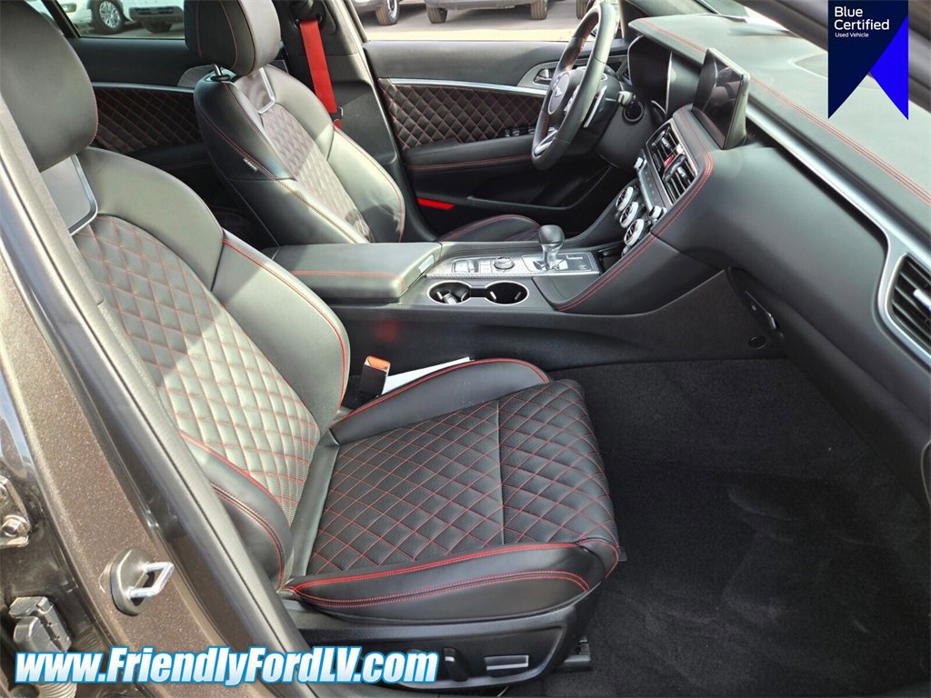 Used 2023 Genesis G70 3.3T w/ Sport Prestige Package image 16