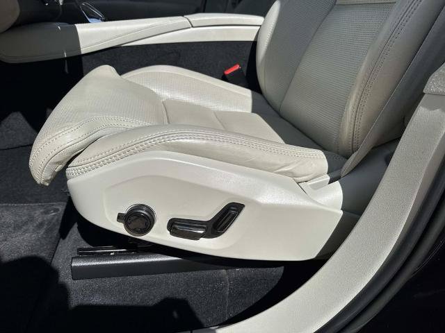 Used 2023 Volvo XC90 B6 Ultimate AWD/4WD image 19
