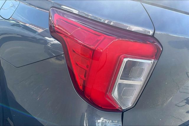 Certified 2022 Ford Explorer XLT w/ Equipment Group 202A image 30