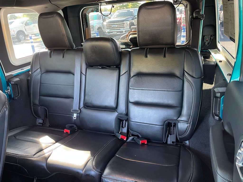 Used 2020 Jeep Wrangler Unlimited Sahara AWD/4WD image 24