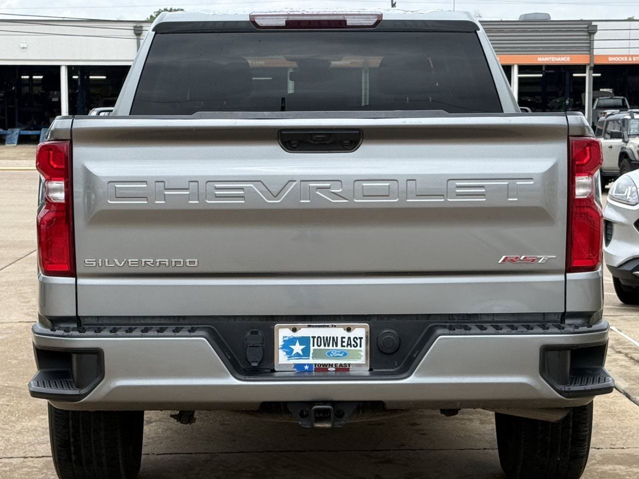 Used 2024 Chevrolet Silverado 1500 RST RWD image 6