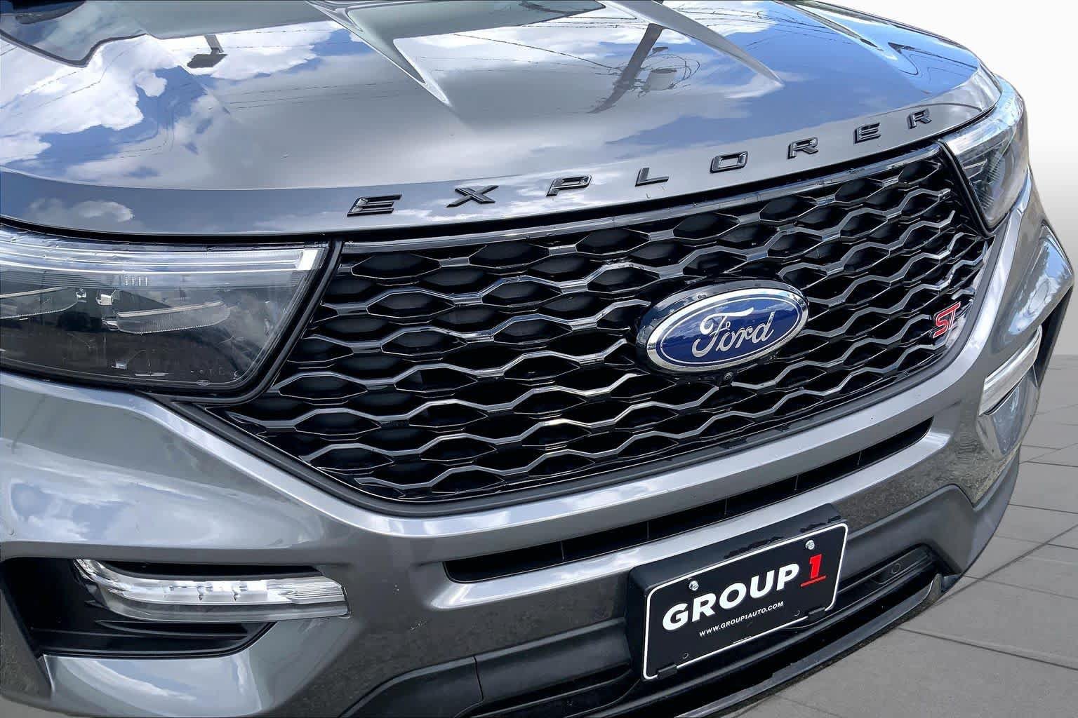 Certified 2023 Ford Explorer ST w/ Equipment Group 401A AWD/4WD image 29