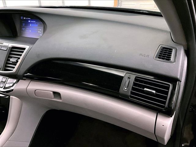 Used 2017 Honda Accord LX image 15