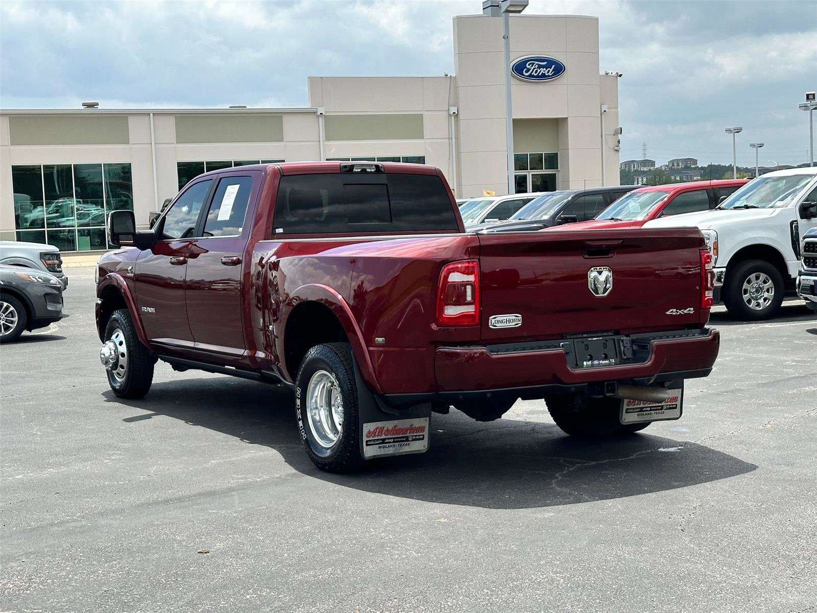 Used 2024 RAM 3500 Limited w/ Safety Group AWD/4WD image 4