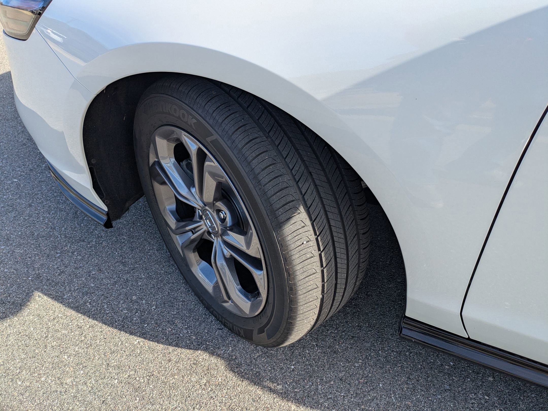 Used 2024 Honda Accord EX-L image 41