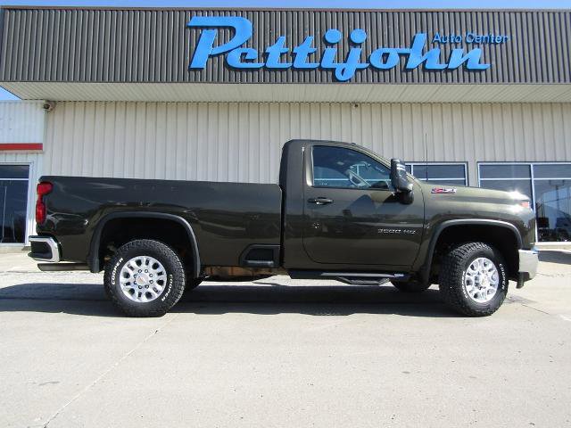 Used 2022 Chevrolet Silverado 3500 LT w/ Convenience Package AWD/4WD image 2