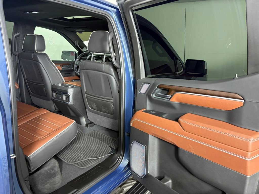 Used 2025 GMC Sierra 1500 Denali Ultimate image 35