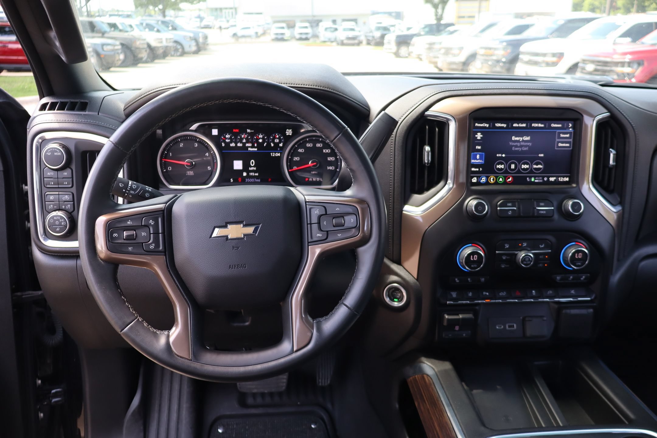 Used 2023 Chevrolet Silverado 3500 High Country AWD/4WD image 20