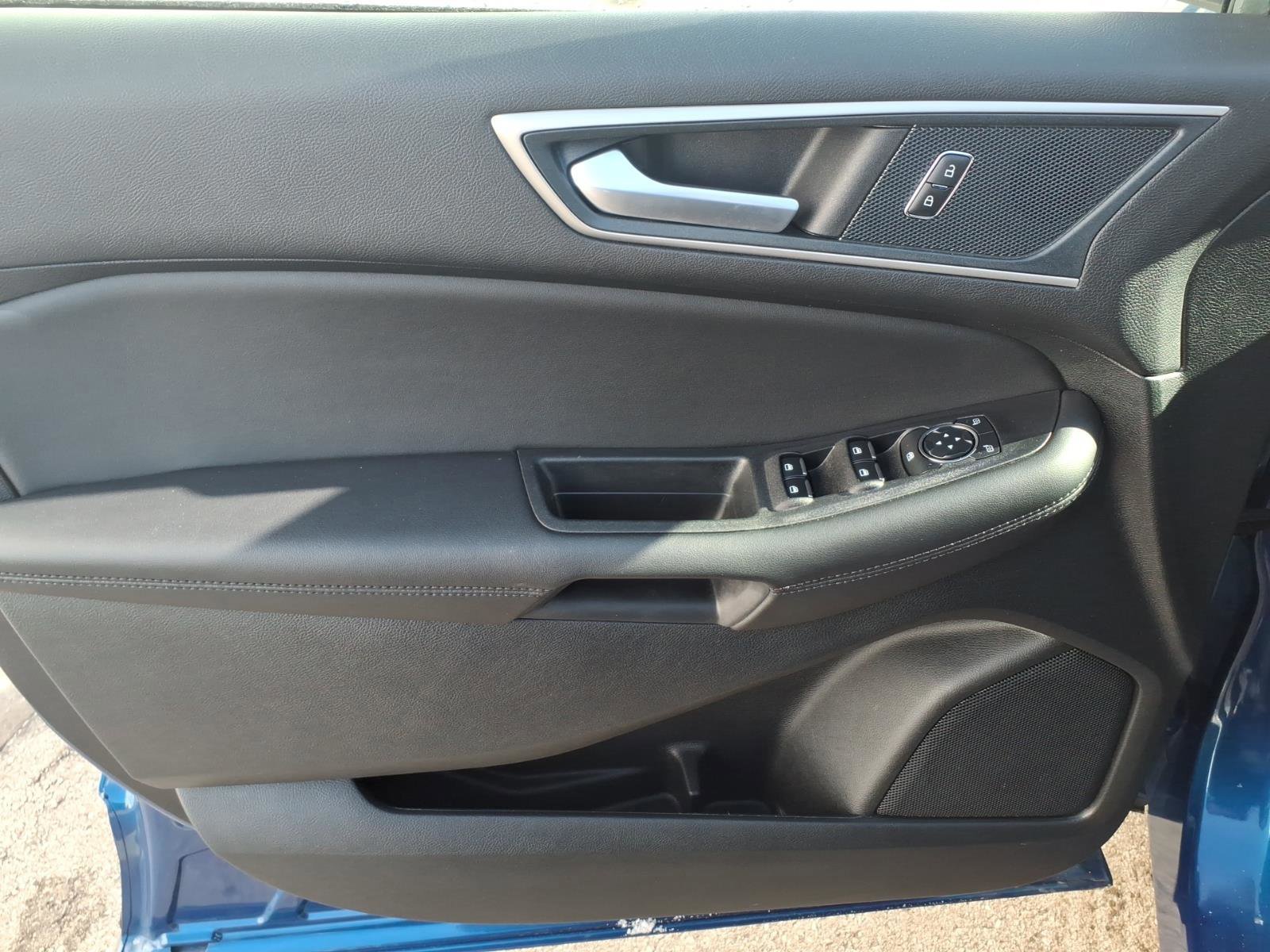 Certified 2024 Ford Edge SEL w/ Convenience Package image 11