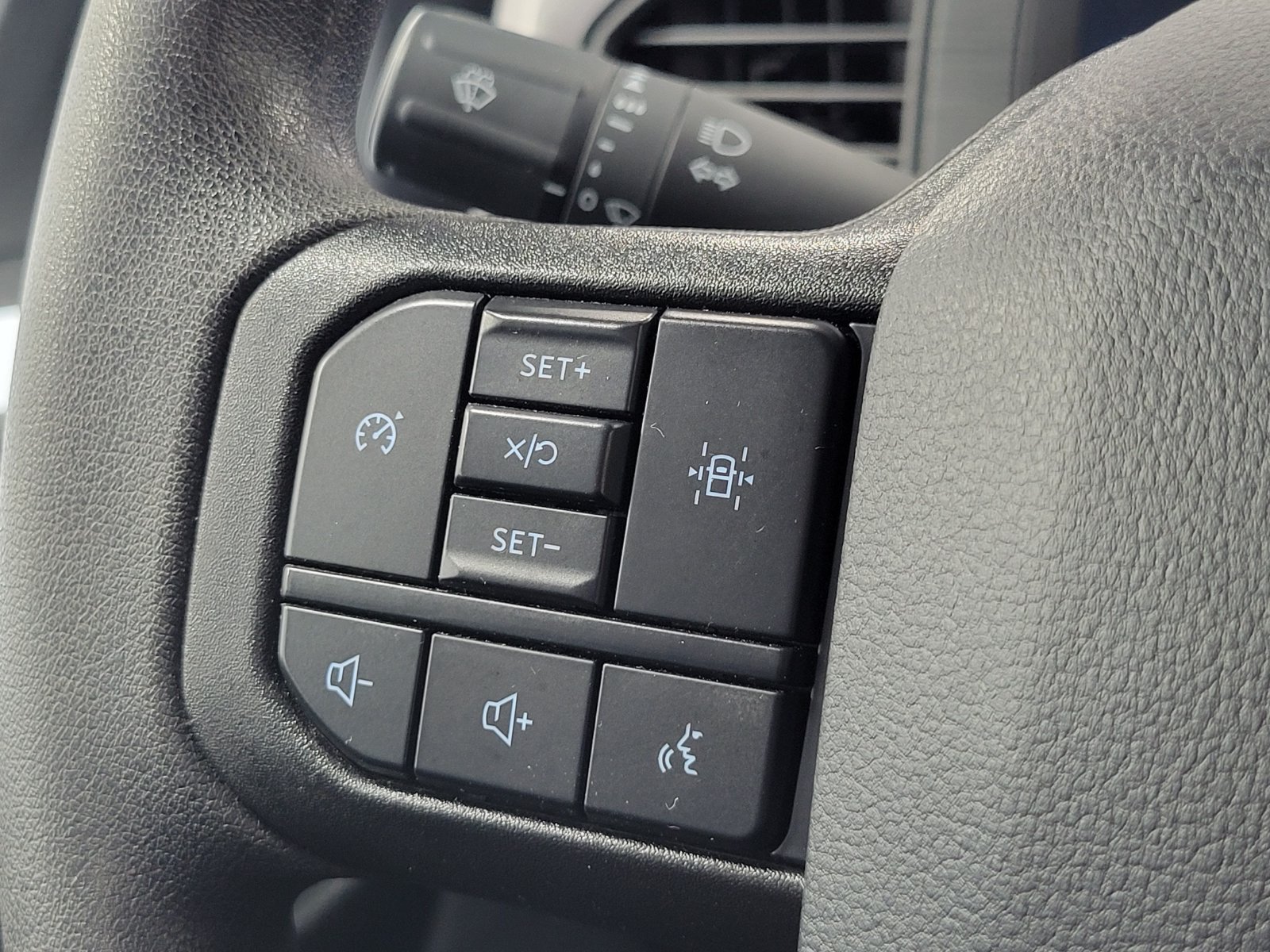 Certified 2025 Ford F150 XL AWD/4WD image 14