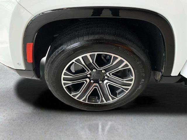 Used 2023 Jeep Wagoneer 4WD w/ Premium Group I image 33