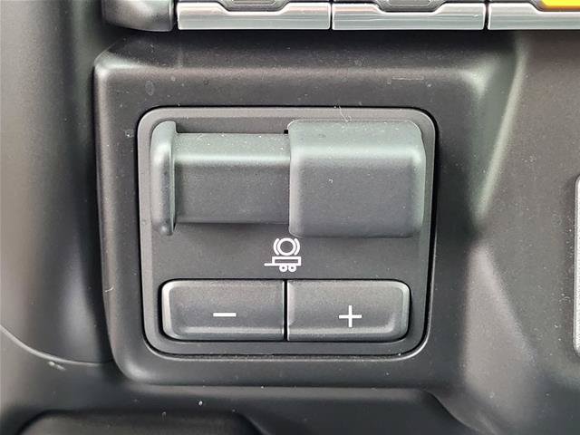Used 2022 GMC Sierra 2500 Denali w/ Denali Ultimate Package AWD/4WD image 13