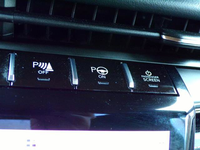 Used 2023 Jeep Grand Cherokee Summit w/ Adv Protech Group IV AWD/4WD image 23