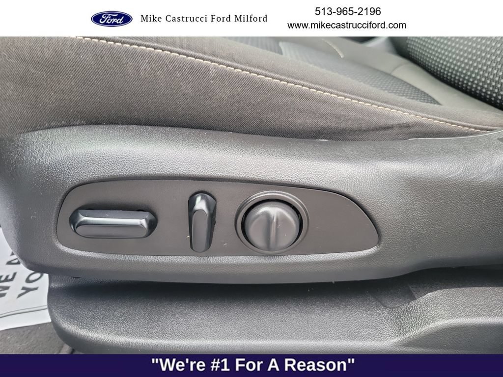 Used 2020 GMC Acadia SLE w/ Driver Convenience Package FWD image 22