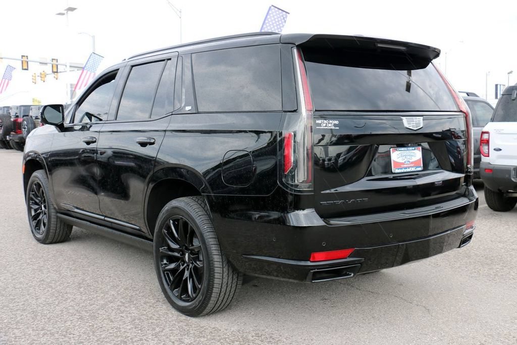 Used 2023 Cadillac Escalade Sport w/ LPO, ONYX Package AWD/4WD image 7