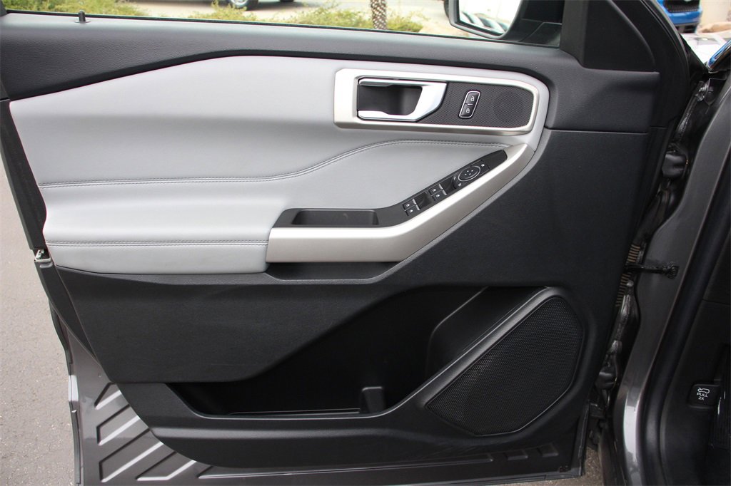 Certified 2023 Ford Explorer XLT w/ Equipment Group 202A image 23