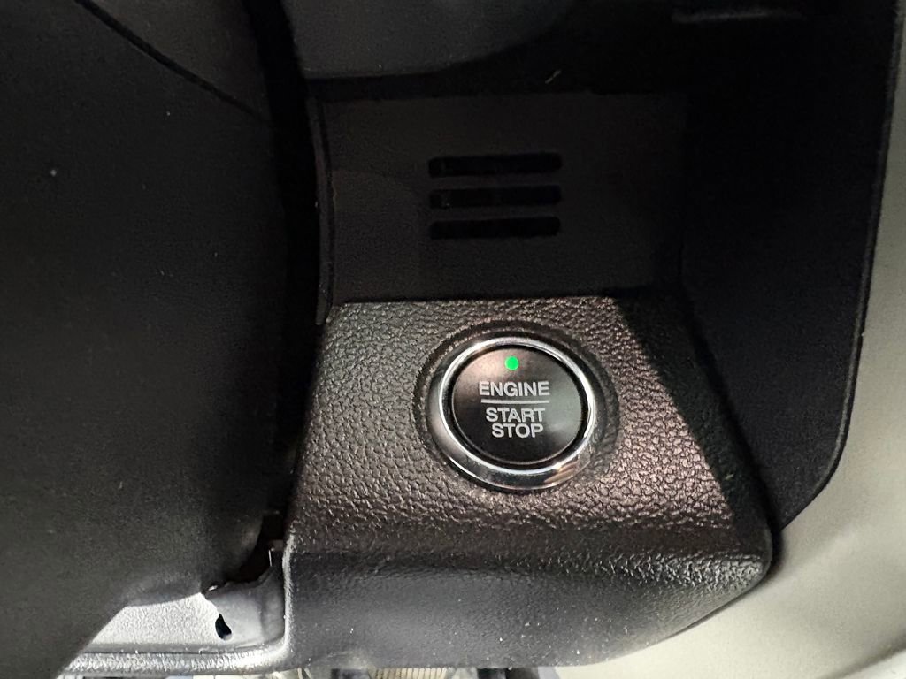 Certified 2020 Ford F150 Lariat w/ Equipment Group 502A Luxury image 21