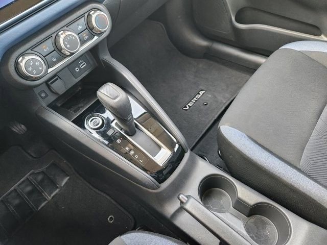 Used 2025 Nissan Versa SV image 18