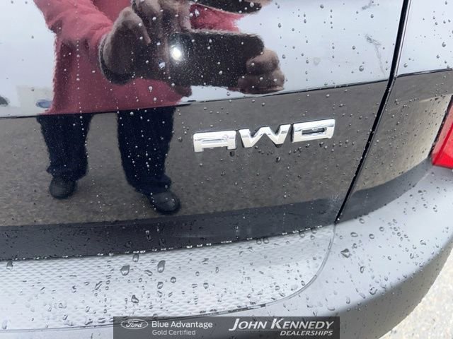 Certified 2025 Ford Escape ST-Line w/ Cold Weather Package image 12