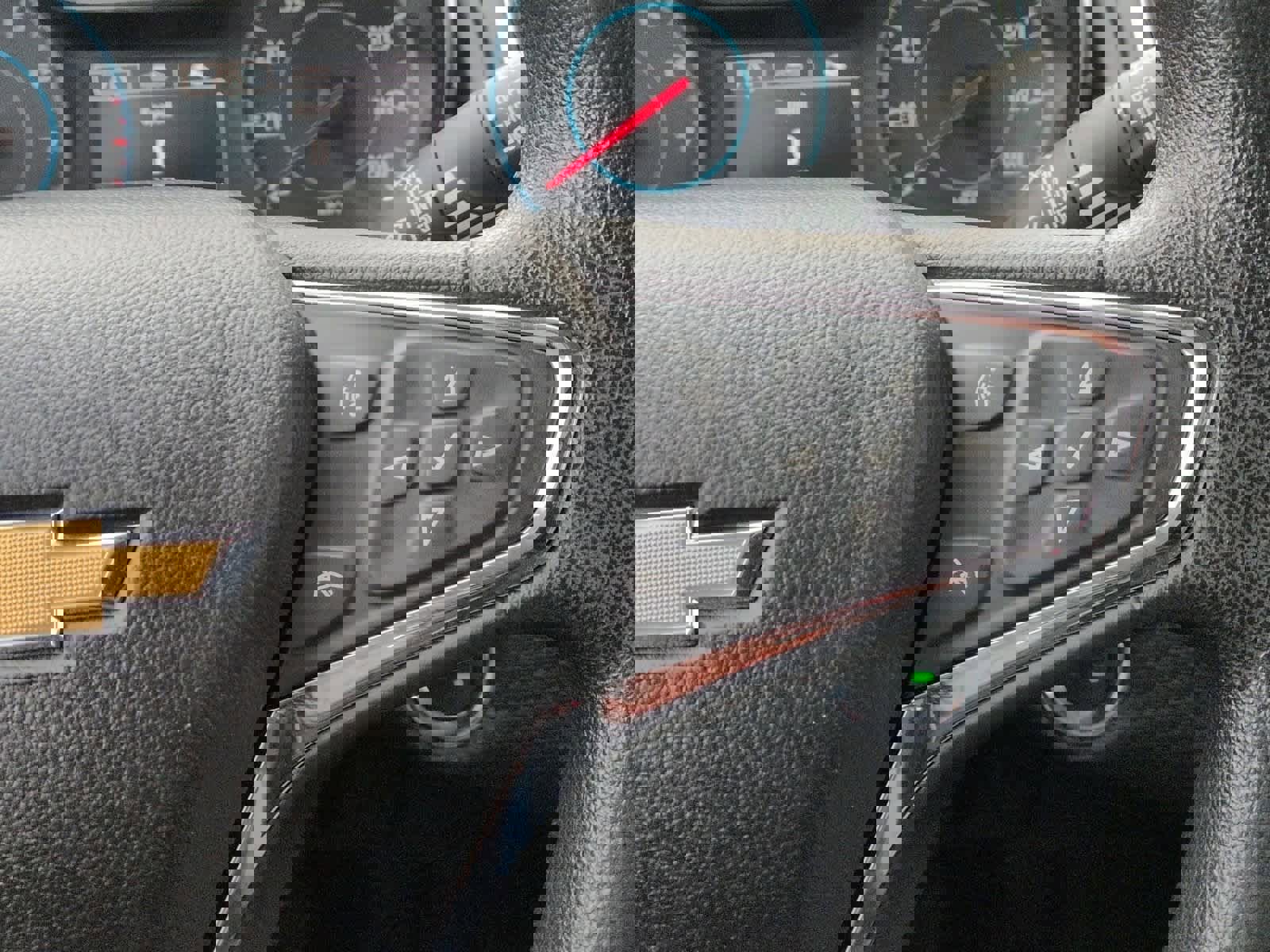 Used 2018 Chevrolet Cruze LT w/ Convenience Package image 25