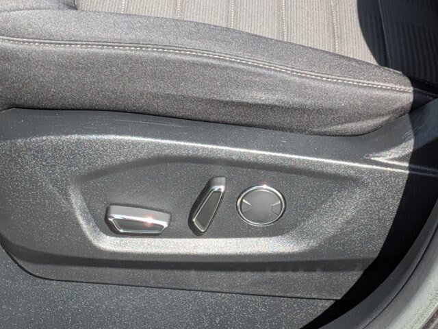 Certified 2019 Ford Edge SEL FWD image 16