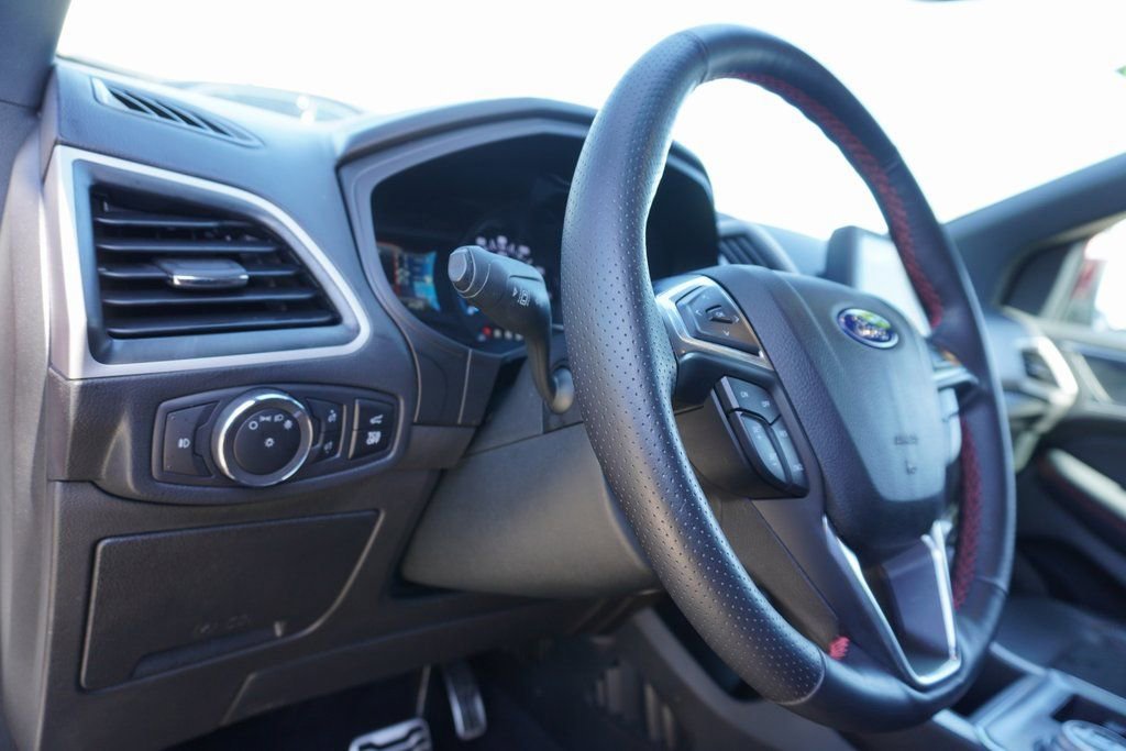 Certified 2023 Ford Edge ST-Line AWD/4WD image 12