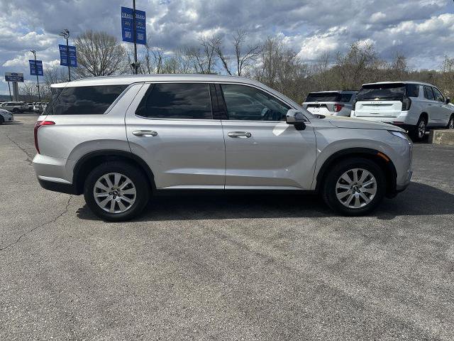 Used 2025 Hyundai Palisade SEL image 2