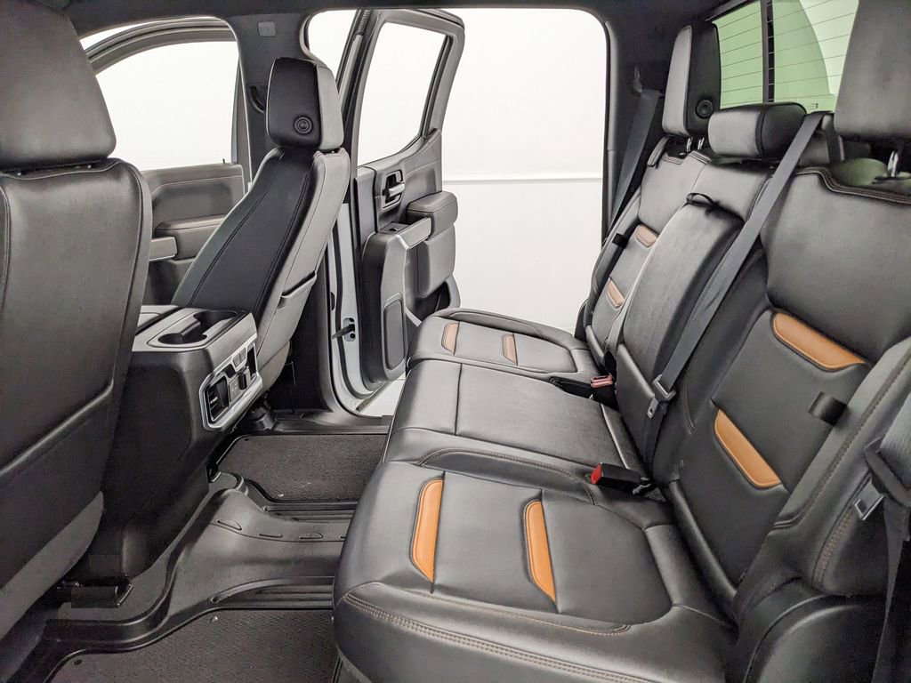 Used 2021 GMC Sierra 1500 AT4 w/ AT4 Value Package AWD/4WD image 17