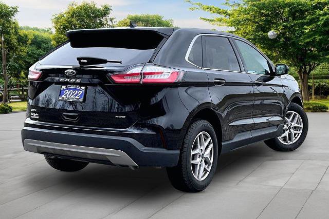 Certified 2022 Ford Edge SEL w/ Convenience Package AWD/4WD image 4