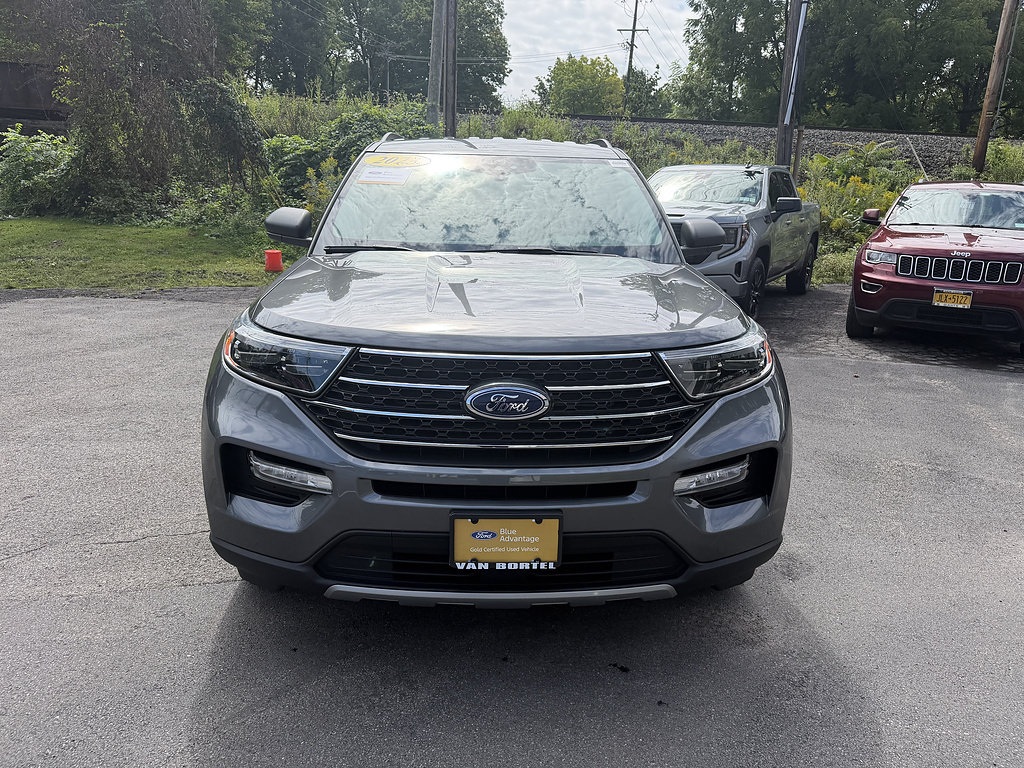 Certified 2023 Ford Explorer XLT w/ Equipment Group 202A AWD/4WD image 10