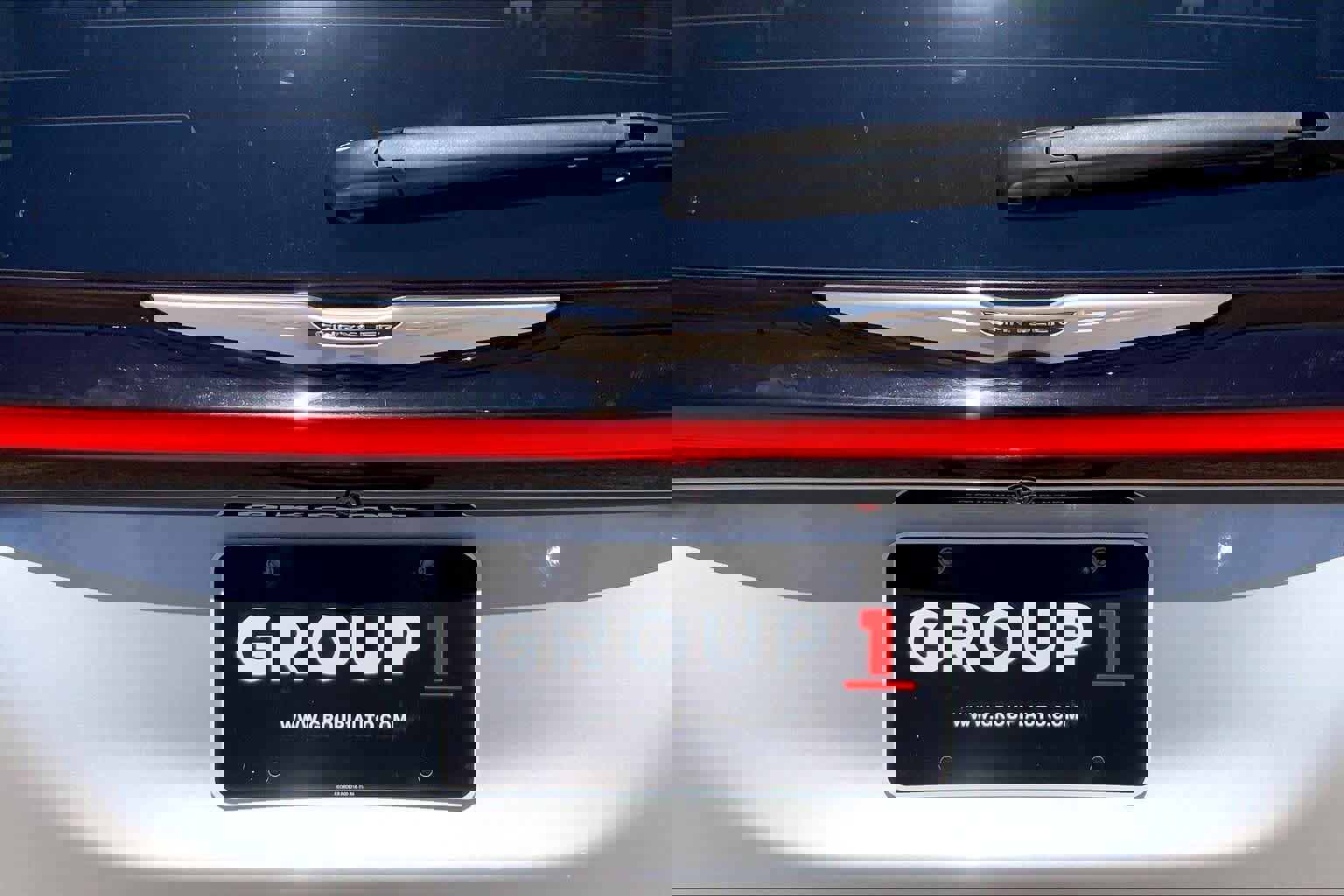 Used 2024 Chrysler Pacifica Touring-L image 12