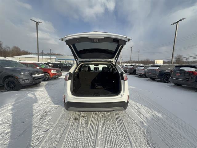 Certified 2023 Ford Edge SEL w/ Convenience Package image 10