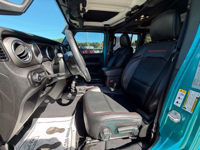Used 2019 Jeep Wrangler Unlimited Rubicon AWD/4WD image 12