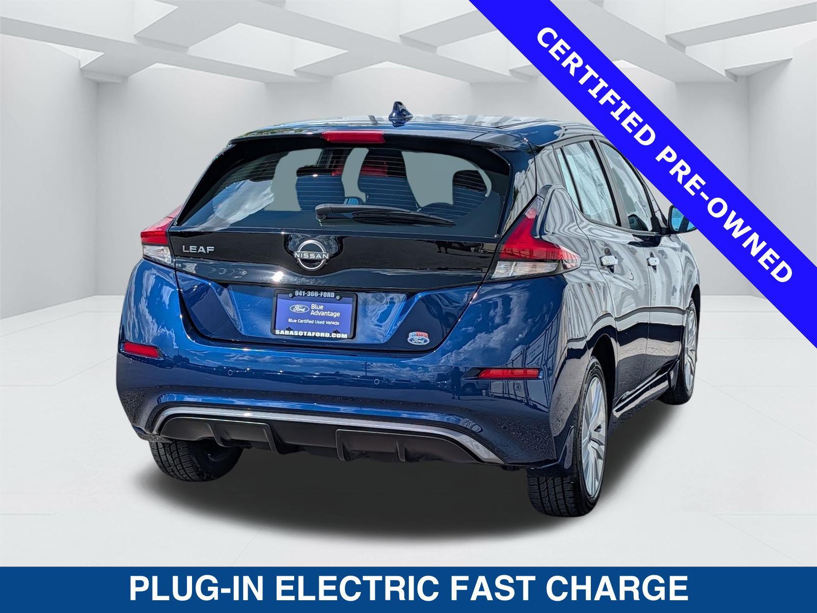 Used 2025 Nissan Leaf S FWD image 5