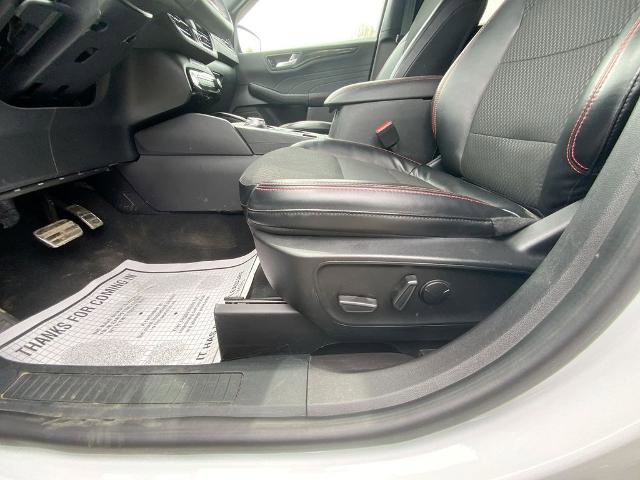 Certified 2023 Ford Escape ST-Line Select w/ Tech Pack #2 AWD/4WD image 12