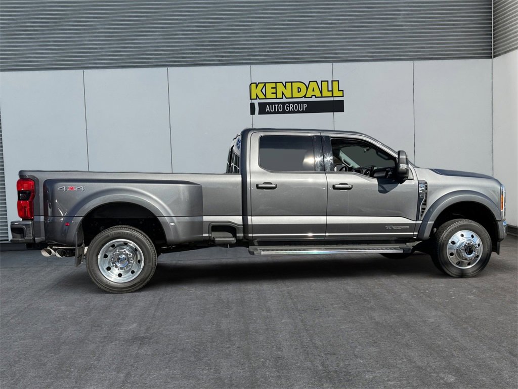 Certified 2023 Ford F450 Lariat w/ Camper Package image 6