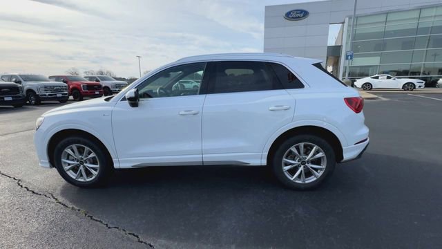 Used 2025 Audi Q3 2.0T Premium image 3