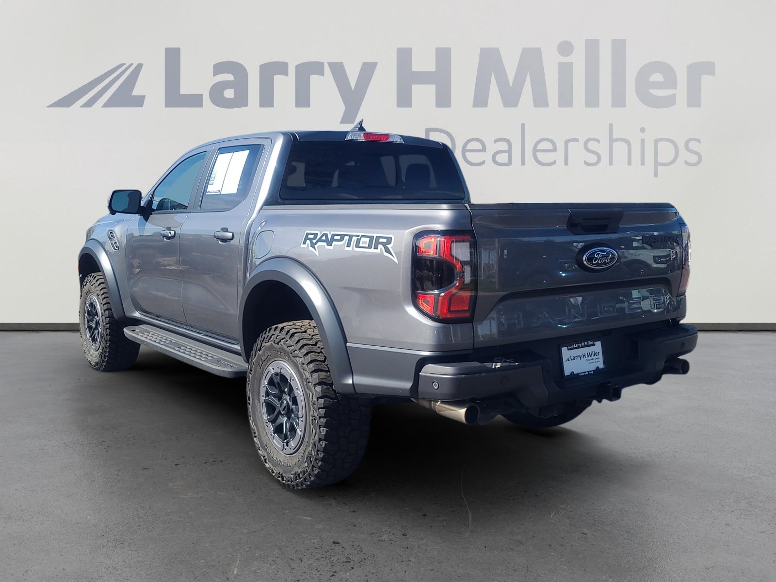 Certified 2024 Ford Ranger Raptor AWD/4WD image 3