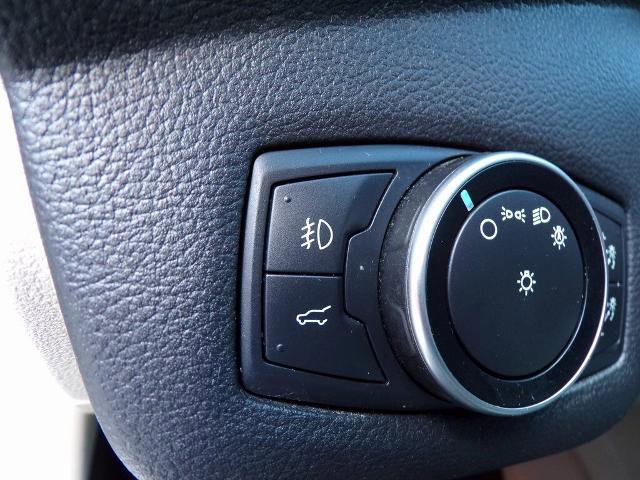 Certified 2018 Ford Escape SE image 18