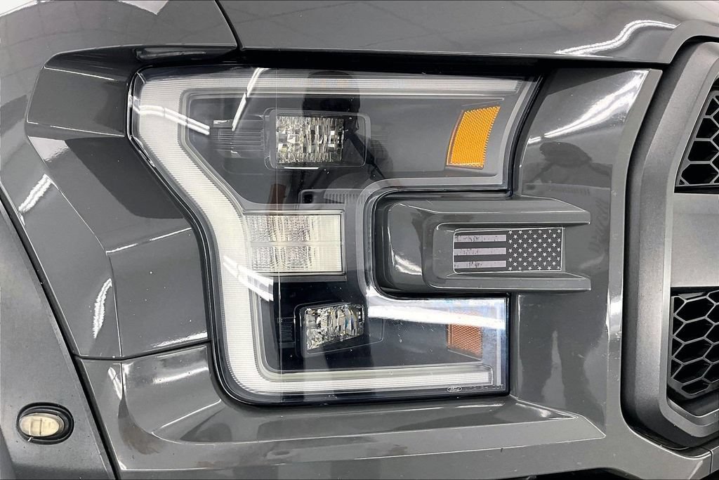 Certified 2018 Ford F150 Raptor w/ Equipment Group 801A Mid AWD/4WD image 30